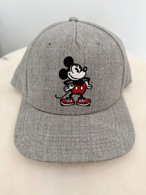 Vans | Grey Baseball Cap with Embroidered Mickey Patch